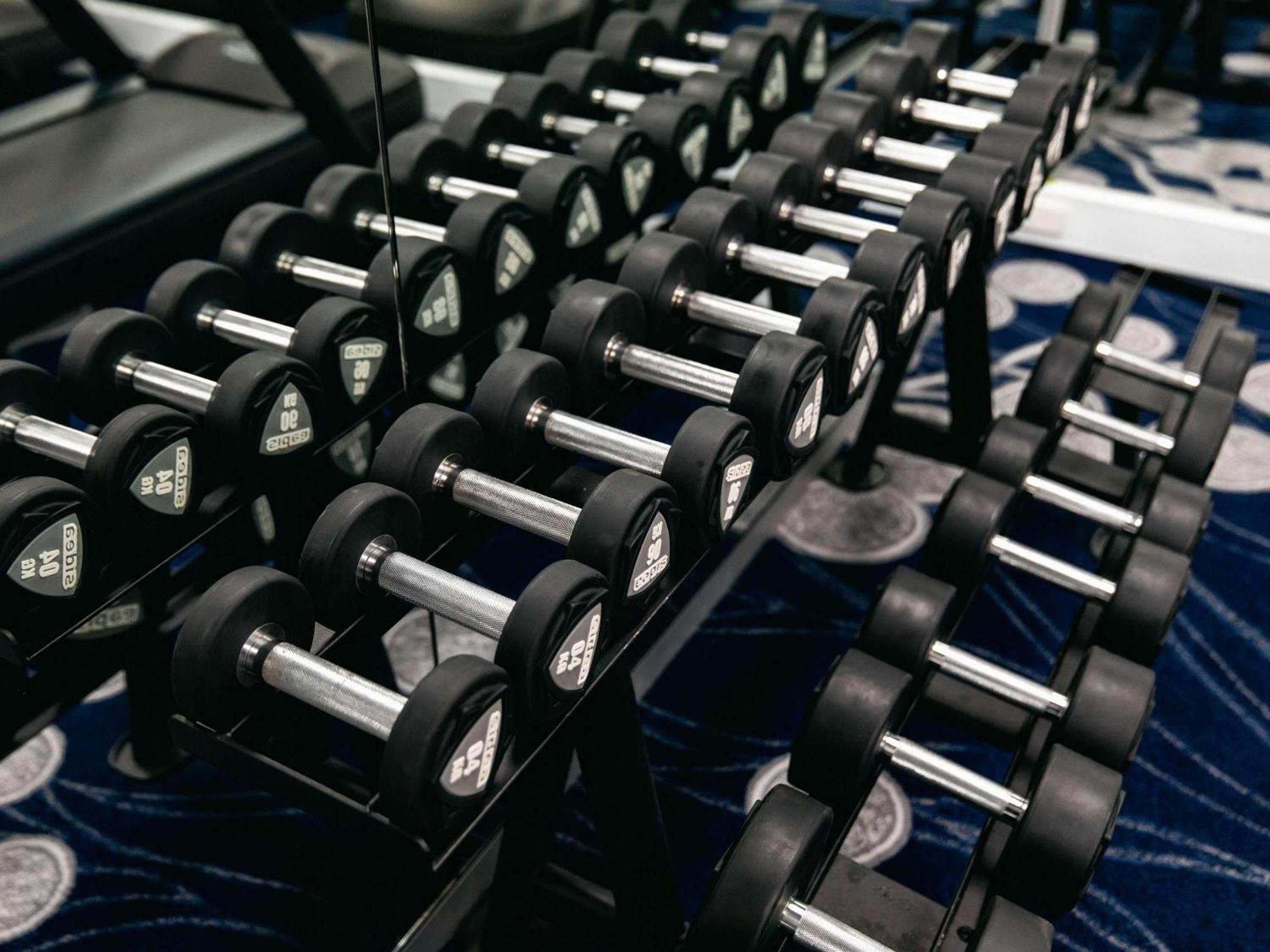 Sofitel Gold Coast Broadbeach Eksteriør billede Dumbbells