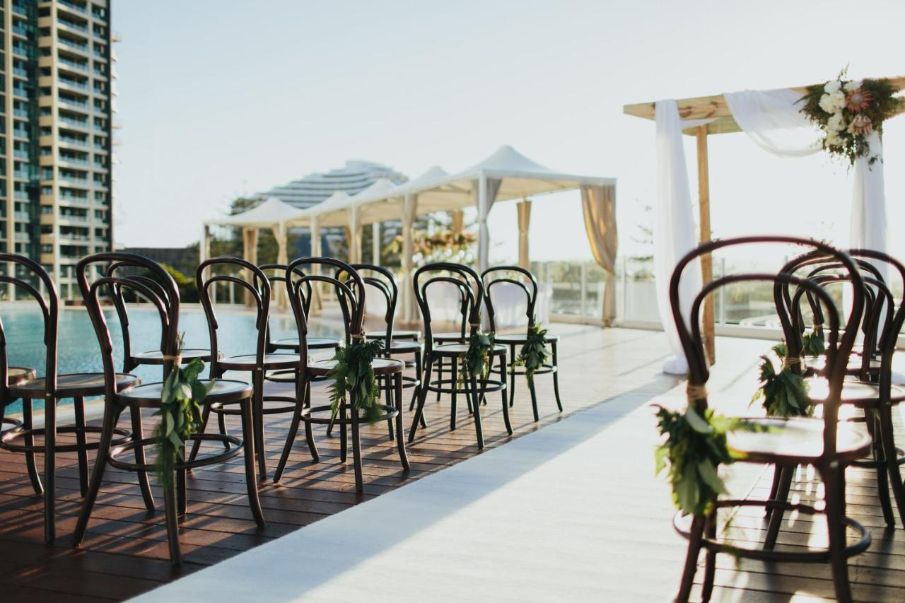 Sofitel Gold Coast Broadbeach Eksteriør billede The rooftop at the Hilton San Diego Bayfront